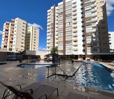Assis Appartement | Caldas Novas - Condominio Casa da Madeira - ate 5 pessoas - PERMITIDO descer com bebida para o parque - Centro