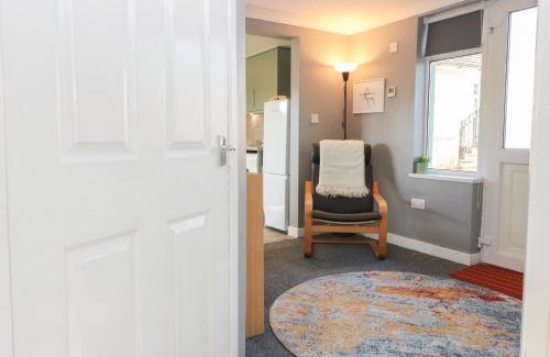 Lanark Maison | Caldwell Cottage