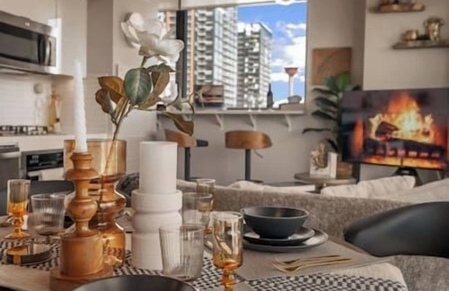 Connaught Appartement | Calgary Tower View |King Bed | 2BR |AC | Pool |Gym