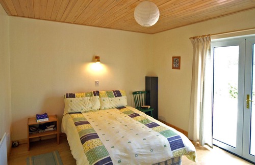 Lecemy Autre | Calhame - Three Bedroom House, Sleeps 6