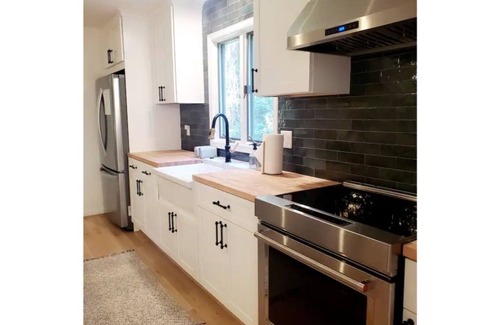 Purcellville Cabine | Cali's Mountain Hideaway - Peaceful Luxury Awaits!