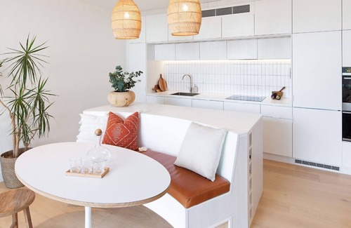 Balgowlah Heights Appartement | Haven in the Heights Furnished Rental