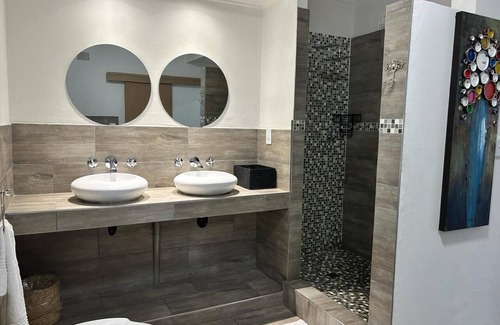 Nelspruit Maison | Calla Lily Boutique Guesthouse