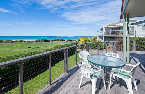 Marengo Maison | CALLAHAN - Apollo Bay, VIC