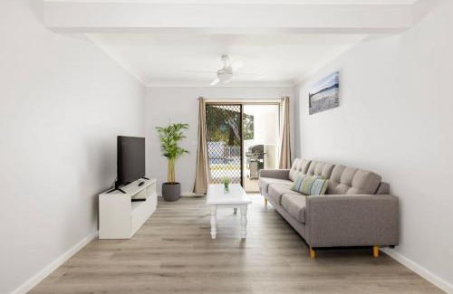 Callala Beach Maison | Callala on King - Pet Friendly with Swimming Pool