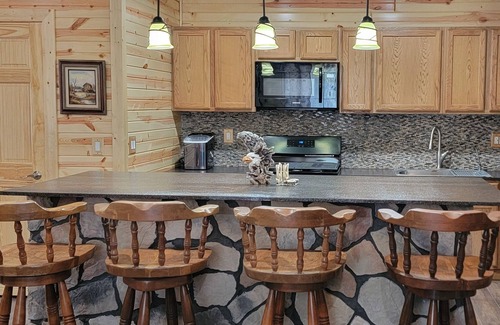 Mason County Cabine | Calling all Hunters, Equestrians and ATV Enthusiasts!! 88 acres of private land