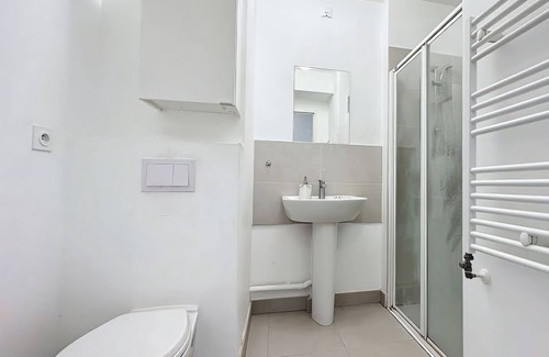 Ferrieres-en-Brie Appartement | Calm & Active Parkside Studio