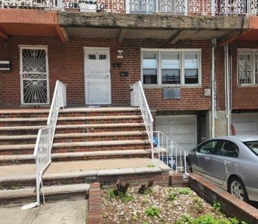 Canarsie Maison | Calm and collective