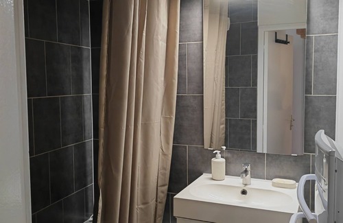 Corbeil-Essonnes Appartement | Le calme au sommet |45 min de Disney