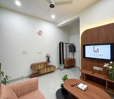 IMT Manesar Appartement | Calm Canopy 1BHK with PVT Balcony & Kitchen