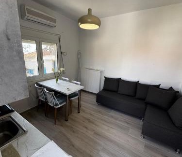Nees Kidonies Maison | Calm house