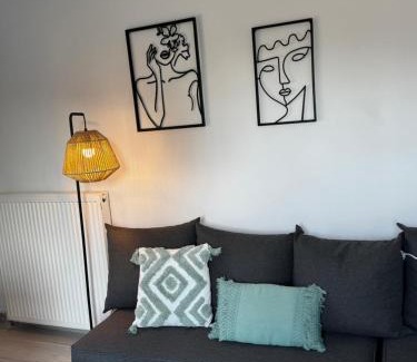 Nees Kidonies Maison | Calm house