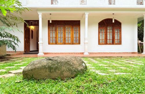 Harispattuwa Appartement | Calm Villa Kandy