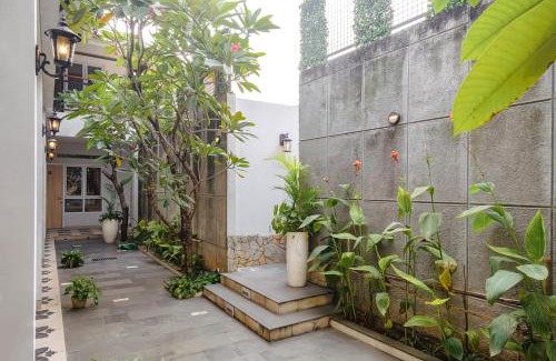 Pondok Aren Hôtel | Calma Coliving at Bintaro, Tangerang Selatan