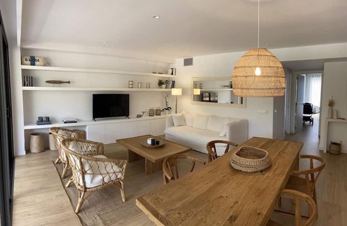 Palamos Appartement | Calma S'Alguer Luxury Beach Apartment
