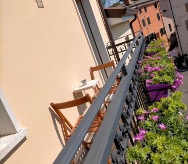 Calmasino Maison | CalmasinoRooms