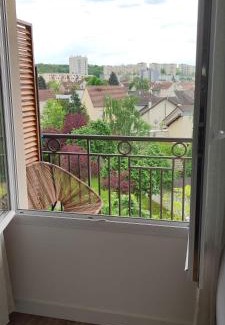 Poissy Appartement | Calme et verdure à Poissy 50 m2 parking terrasse