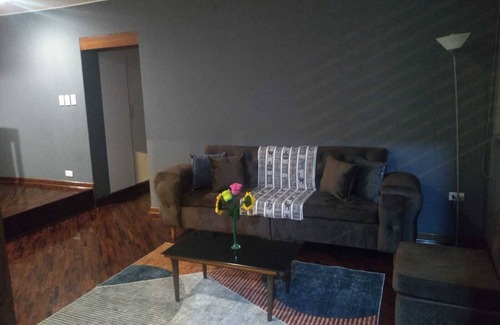 Miraflores Appartement | Cama Individual en Habitación y Baño Compartido Tipo Hostal