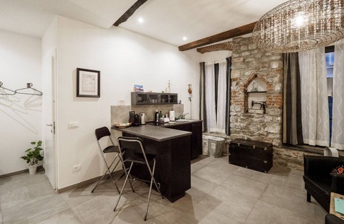 Vernazza Appartement | Camaella Luxury Studio