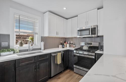Ward Two Maison | Cambridge Boston 3BR2Bth Parking W&D Subway AC