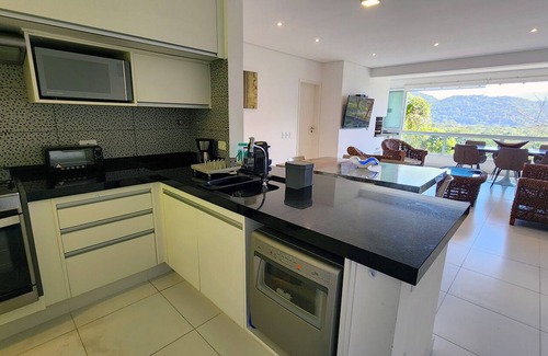 Sao Sebastiao Appartement | Camburyzinho, gated community 3 suites, panoramic views and privacy.