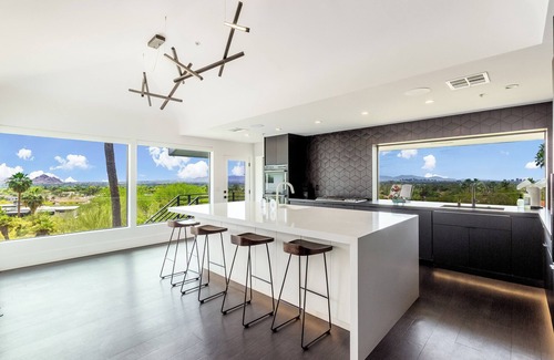 Copeland Hill Maison | Camelback Mountain Mansion - Micro-resort, Views, Golf, Heated Pool, Game Room