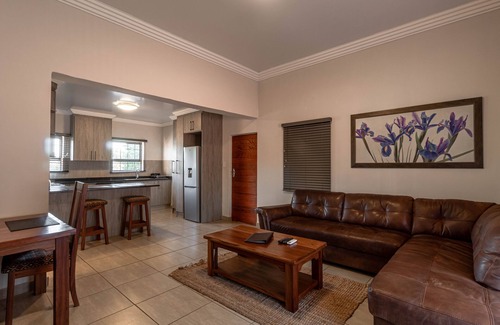 Potchefstroom Appartement | Camelot Guest House & Apartments