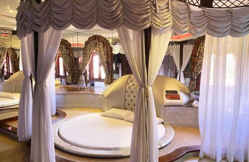Scharlau Hôtel | Camelot Motel by Drops