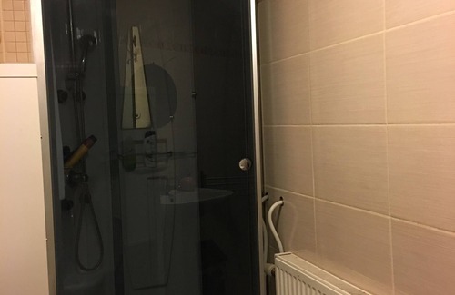 Drogenbos Autre | Camera con vista, belle chambre double à Uccle