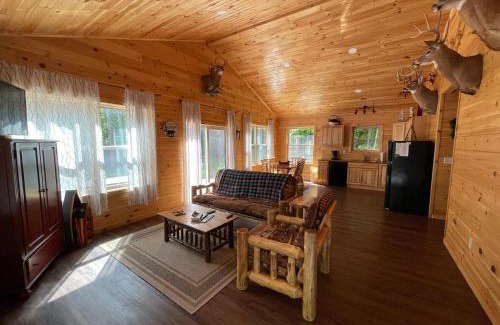 Eagle Bay Maison | Camp Adirondack