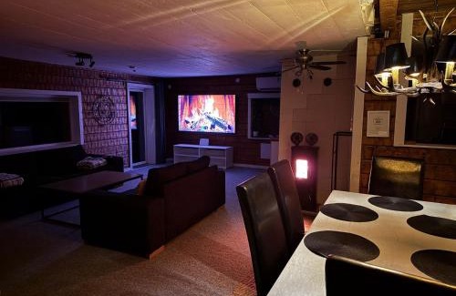 Jukkasjarvi Maison | Camp Caroli Villa Aurora