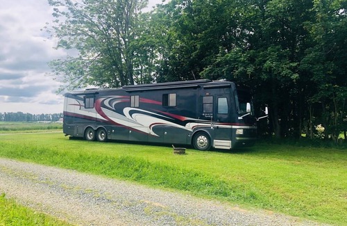 Lynden Location De VR | Camp in The Country From the Comforts of Your RV