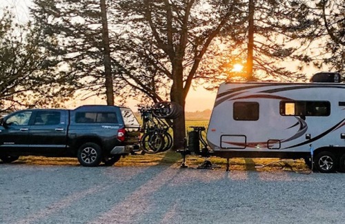 Lynden Location De VR | Camp in The Country From the Comforts of Your RV