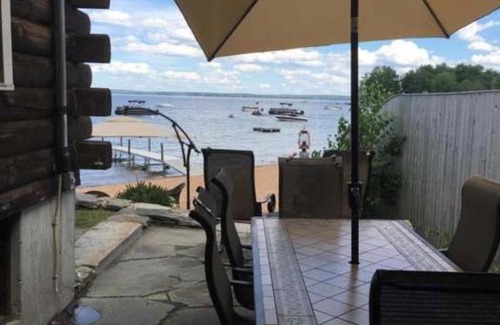 Standish Maison | CAMP MARCY LIMIT 8 cottage