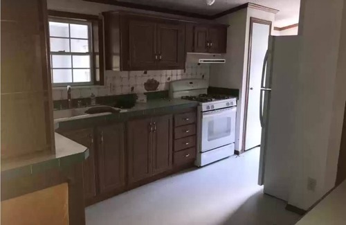 Pymatuning South Cabine | Camp Not Found - 3 Queen Bedrooms by the lake