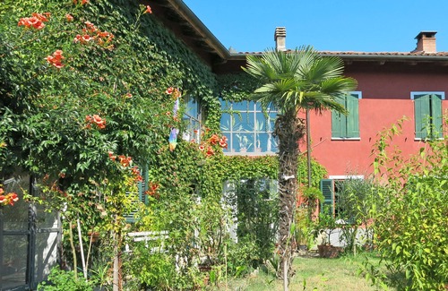 Asti Maison | Campanella by Interhome