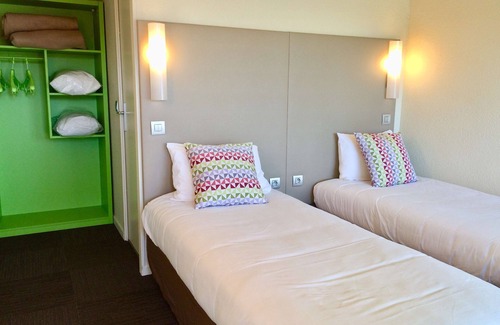 Plaisir Hôtel | Campanile Plaisir