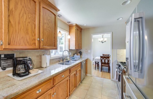 Campbell Maison | Campbell Vacation Rental about 8 Mi to San Jose!