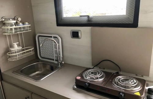 Sesquile Maison | Camper La Meseta ¡vive la Experiencia de Hospedarte en un Carro Casa!