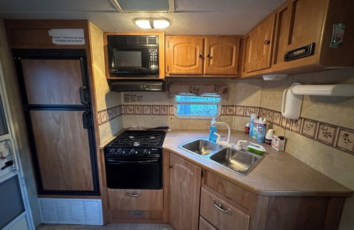 Port Henry Maison | Camper On a Budget- Lake Champlain