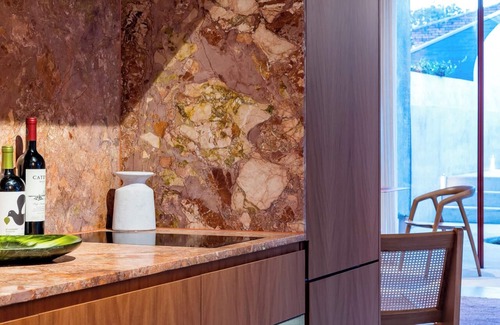 Camperdown Appartement | Camperdown- Luxury Architectural apartment Escape