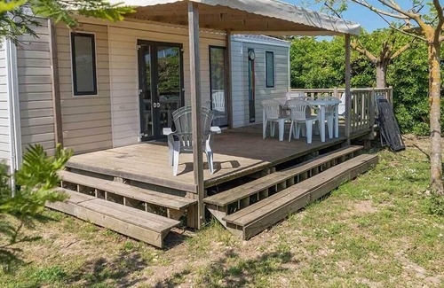 Saint-Clement-des-Baleines Location De VR | Camping Les Pérouses