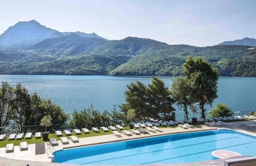Chorges Maison | Camping 3 étoiles - Piscine - efbgid