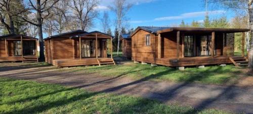 Sauxillanges Autre | Camping 3 étoiles - Piscine - ccbbgcb