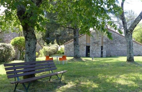 Chambonas Maison | Camping 3 étoiles - Piscine - ccaiibg