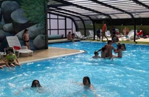 Locmaria-Berrien Maison | Camping 3 étoiles - Piscine - ccafbbc