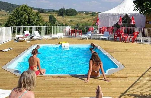 Langogne Maison | Camping 3 étoiles - Piscine - ccbaded