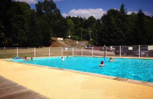Correze Maison | Camping 3 étoiles - Piscine - eehihf