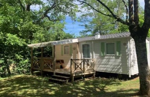 Soturac Maison | Camping 3 étoiles - Piscine - eehcdd