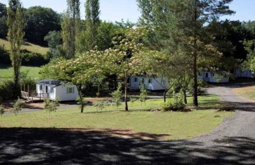 Soturac Maison | Camping 3 étoiles - Piscine - eehcdg